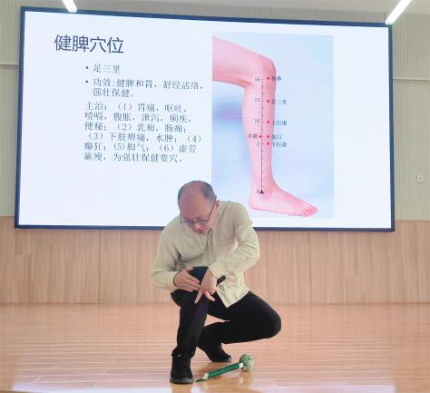 胡老师2